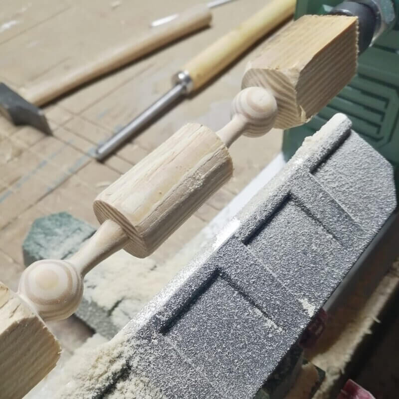 Elaboración pieza para la restauración de una silla